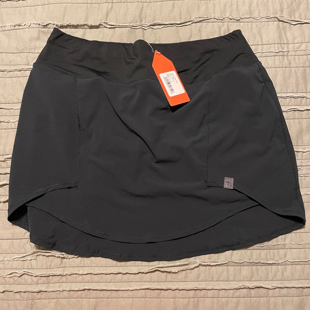 Oiselle Roga Skort with Briefs - Black Size 6